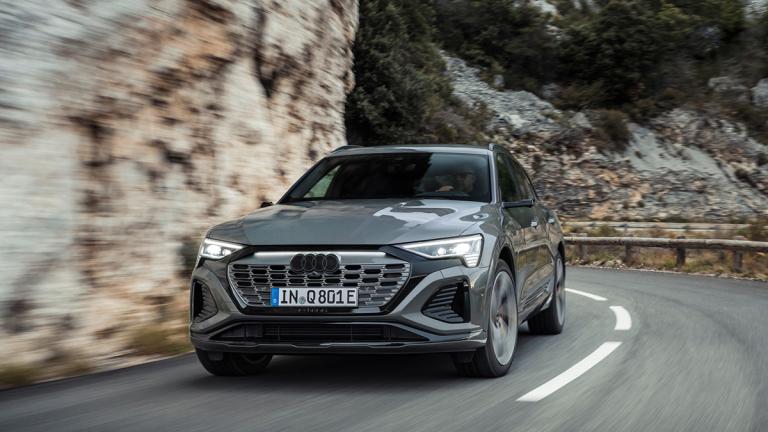 Audi Q8 e-tron Color: Chronos Gray metallic
